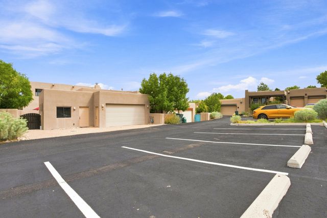 6 Camino del Centro, Santa Fe, NM 87507