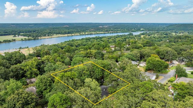 5624 N Grandview Street, Little Rock, AR 72207