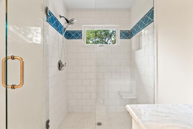 5624 N Grandview Street, Little Rock, AR 72207