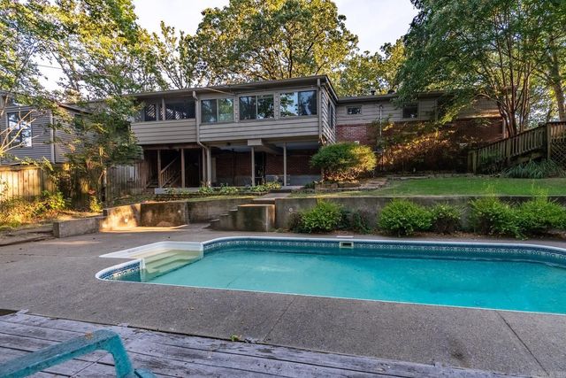 5624 N Grandview Street, Little Rock, AR 72207