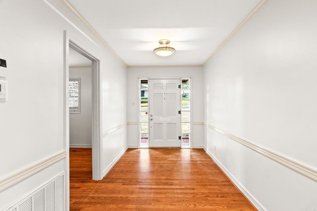 5624 N Grandview Street, Little Rock, AR 72207