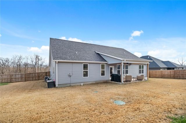23 Lockhart Drive, Bella Vista, AR 72715