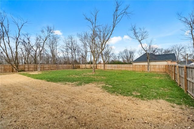 23 Lockhart Drive, Bella Vista, AR 72715