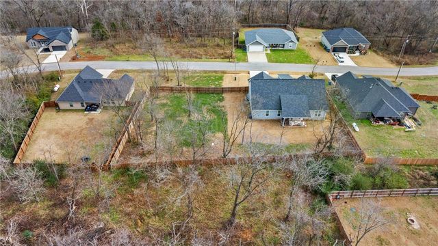 23 Lockhart Drive, Bella Vista, AR 72715
