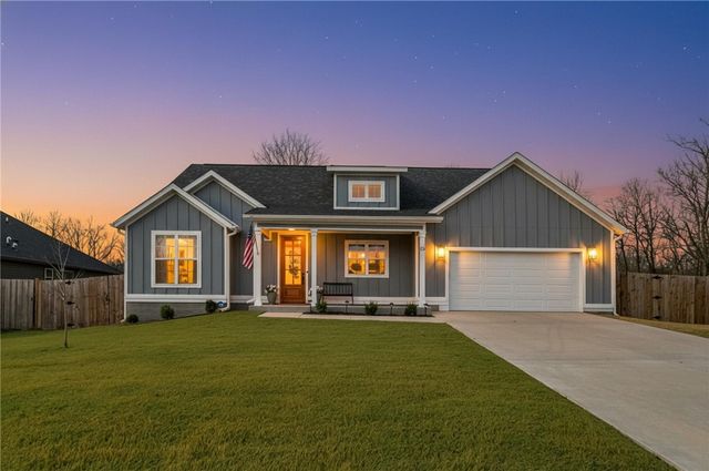 23 Lockhart Drive, Bella Vista, AR 72715