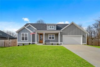 23 Lockhart Drive, Bella Vista, AR 72715