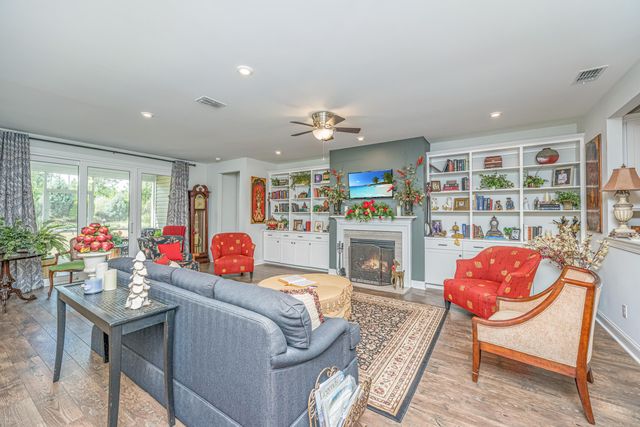 407 Seaside Trail, Summerville, SC 29486