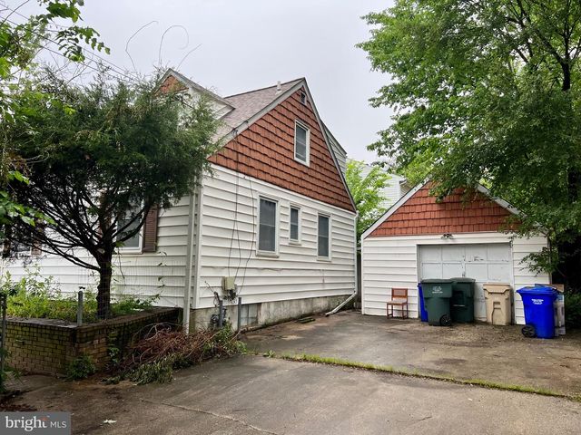 9700 52ND AVE, College Park, MD 20740