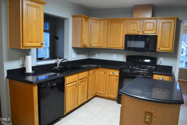 104 Ayelsford Drive, Cary, NC 27518