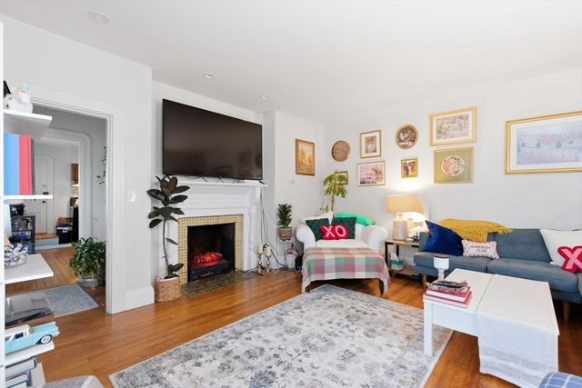 135-139 E Squantum St, Quincy, MA 02171