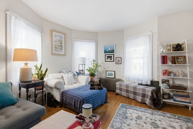 135-139 E Squantum St, Quincy, MA 02171