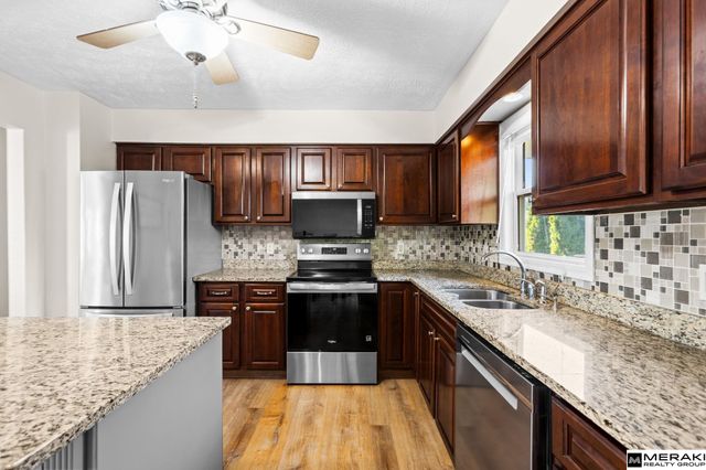 9339 Pratt Circle, Omaha, NE 68134