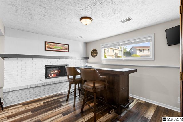 9339 Pratt Circle, Omaha, NE 68134