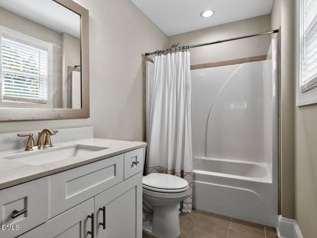 37 W Cannalily Lane, Clayton, NC 27520