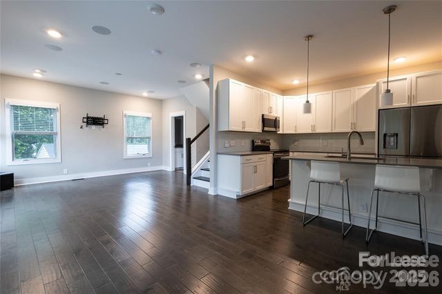 1515 Peridoe Point Lane, Charlotte, NC 28206
