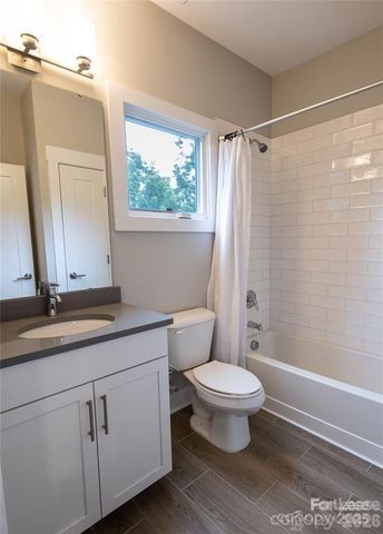 1515 Peridoe Point Lane, Charlotte, NC 28206