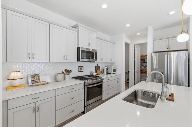 10141 SPRUCE RIVER WAY, Parrish, FL 34219