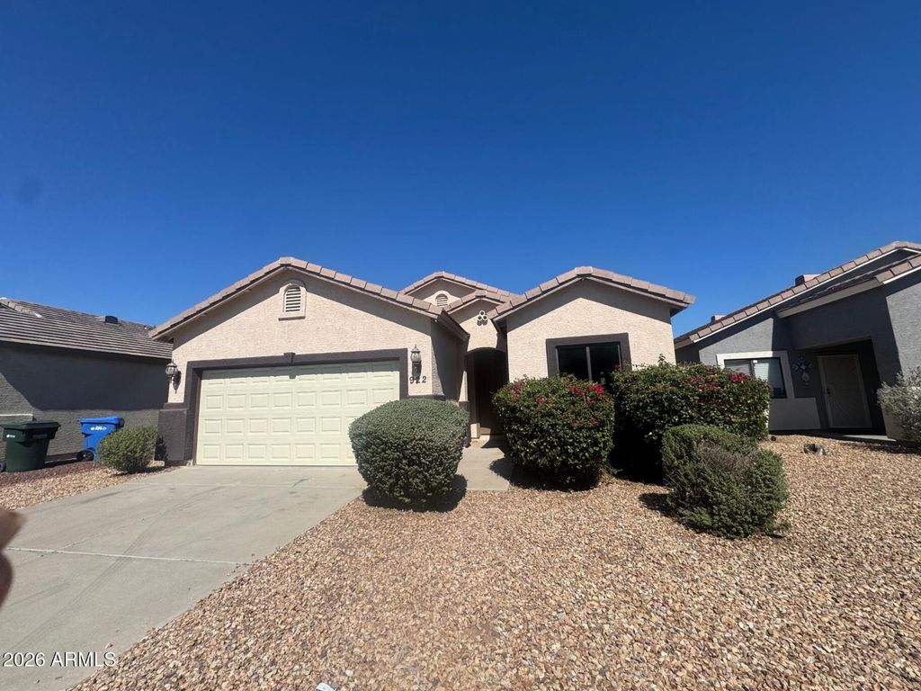 922 W SAINT KATERI Avenue, Phoenix, AZ 85041 — exterior