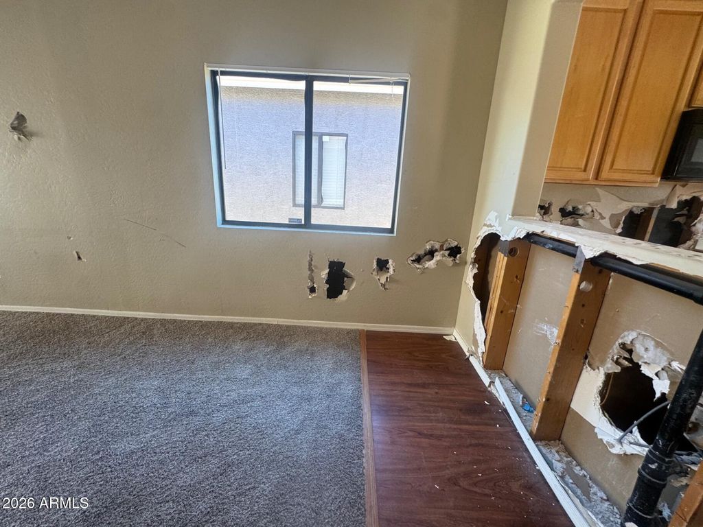 922 W SAINT KATERI Avenue, Phoenix, AZ 85041 — photo 4