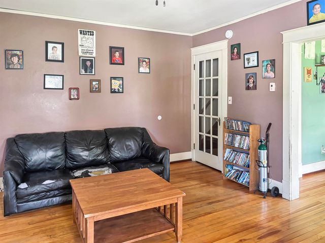 107 Grove Street, Rutland City, VT 05701