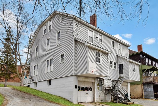 107 Grove Street, Rutland City, VT 05701