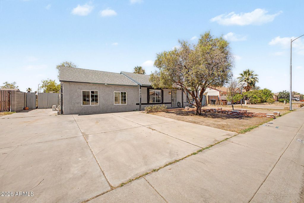 6821 W JENAN Drive, Peoria, AZ 85345 — photo 2