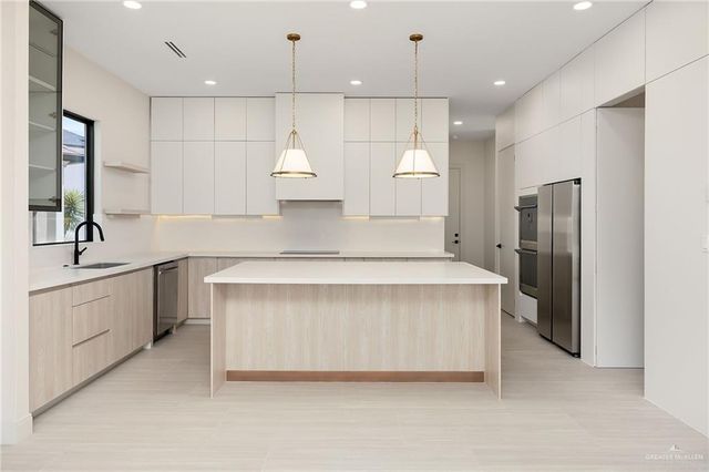 2606 Vancouver Avenue, Edinburg, TX 78539