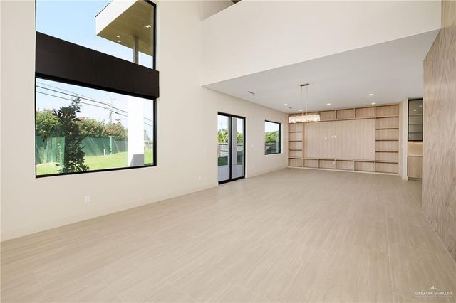 2606 Vancouver Avenue, Edinburg, TX 78539