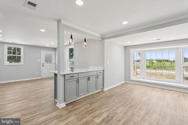 12406 STRODES MILL RD, Remington, VA 22734