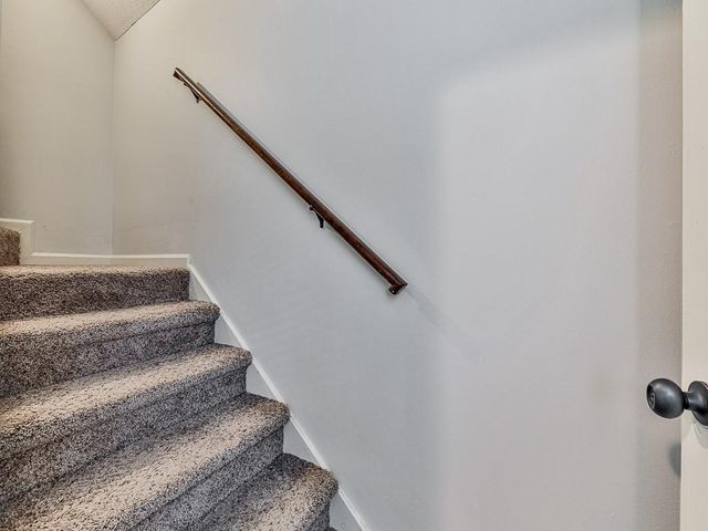 63 Geraldine SE Drive, Smyrna, GA 30082