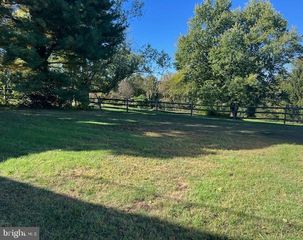 8 SEMINOLE AVE, Baltimore, MD 21228