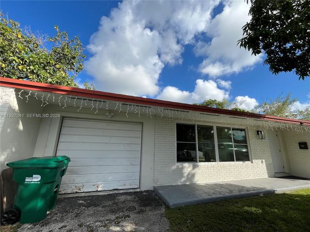 10011 SW 162nd St, Miami, FL 33157
