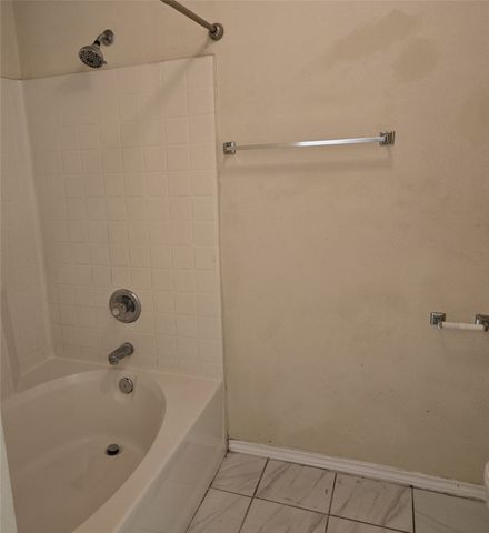 1512 Parrot Court, Desoto, TX 75115