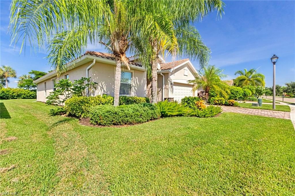 3500 Dandolo CIR, CAPE CORAL, FL 33909 — photo 5