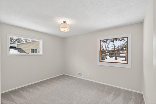 14281 57th Street N, Stillwater, MN 55082