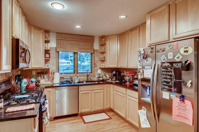 2050 Sylvania Drive, Decatur, GA 30033