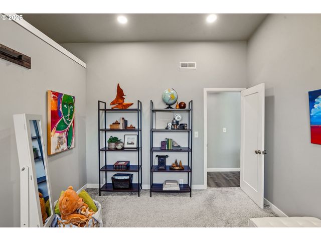 1004 36TH Ave, Albany, OR 97321