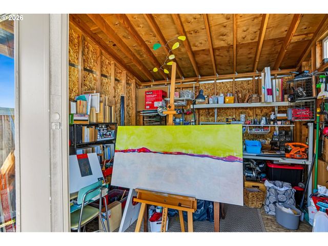 1004 36TH Ave, Albany, OR 97321