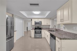 8400 NW 25th St, Sunrise, FL 33322