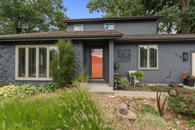 1238 Echo Drive, South Bend, IN 46614
