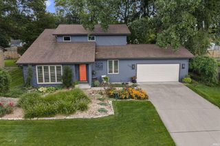 1238 Echo Drive, South Bend, IN 46614