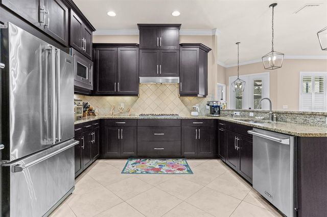 11143 WINTHROP LAKE DRIVE, Riverview, FL 33578