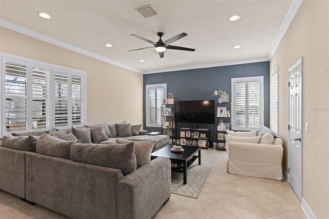 11143 WINTHROP LAKE DRIVE, Riverview, FL 33578