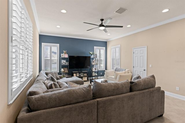 11143 WINTHROP LAKE DRIVE, Riverview, FL 33578