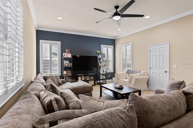 11143 WINTHROP LAKE DRIVE, Riverview, FL 33578