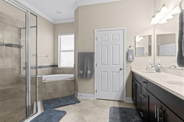 11143 WINTHROP LAKE DRIVE, Riverview, FL 33578