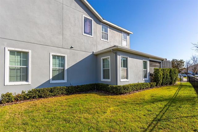 11143 WINTHROP LAKE DRIVE, Riverview, FL 33578