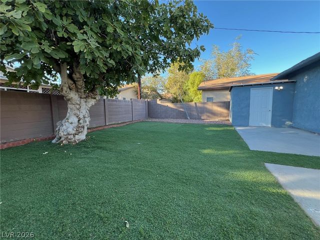 428 Beaumont Street, Las Vegas, NV 89106