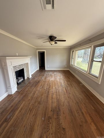 302 W Second Street, Poyen, AR 72128