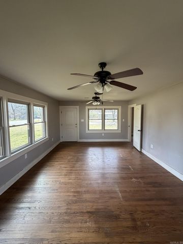 302 W Second Street, Poyen, AR 72128